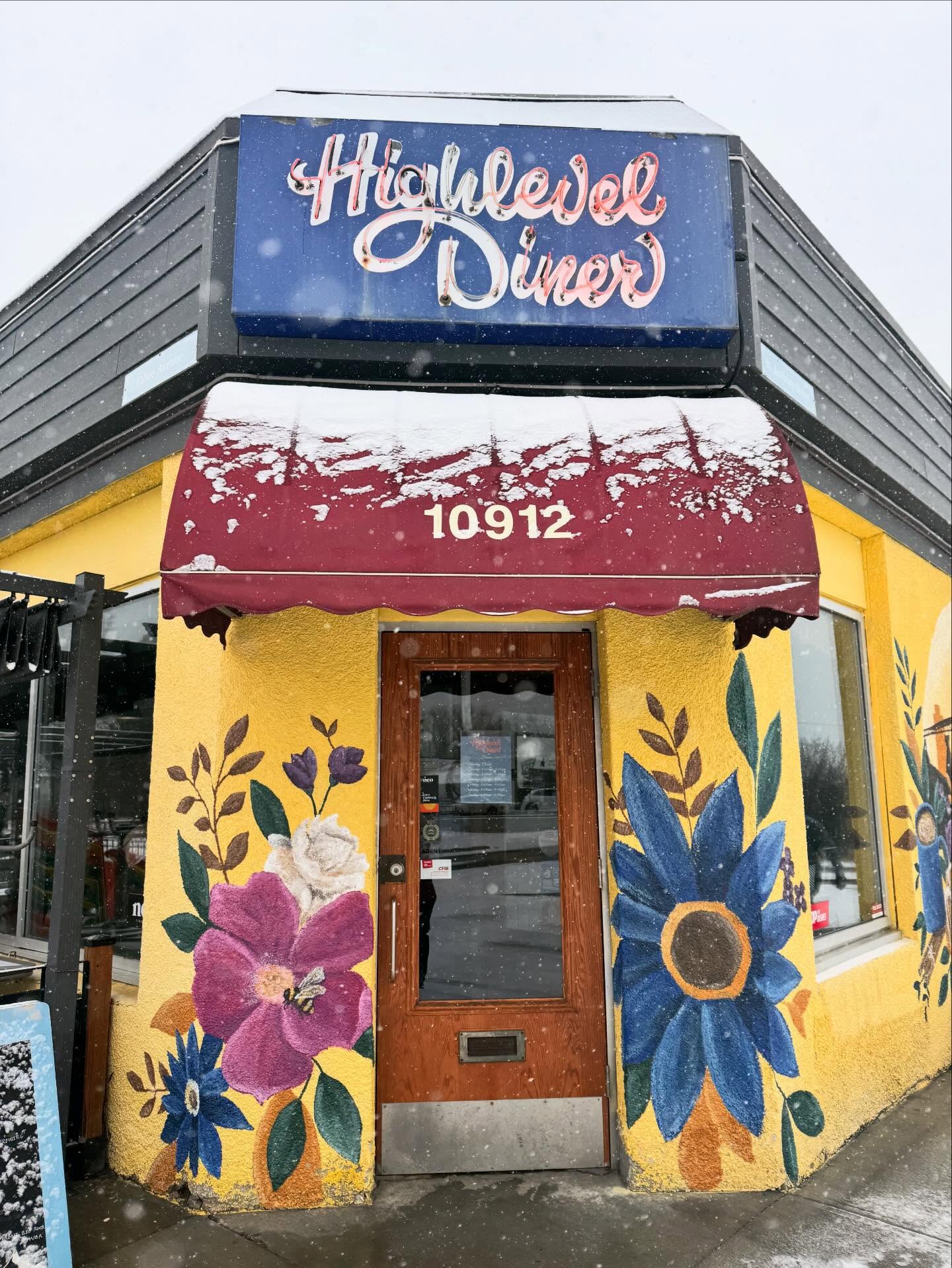Highlevel exterior